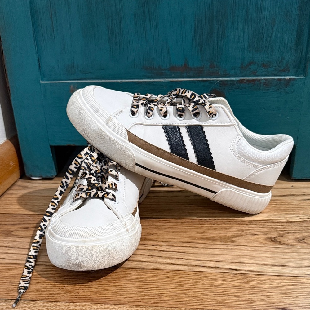 Hey Girl by Corkys White Sneakers with Black Stripes, Leopard Laces